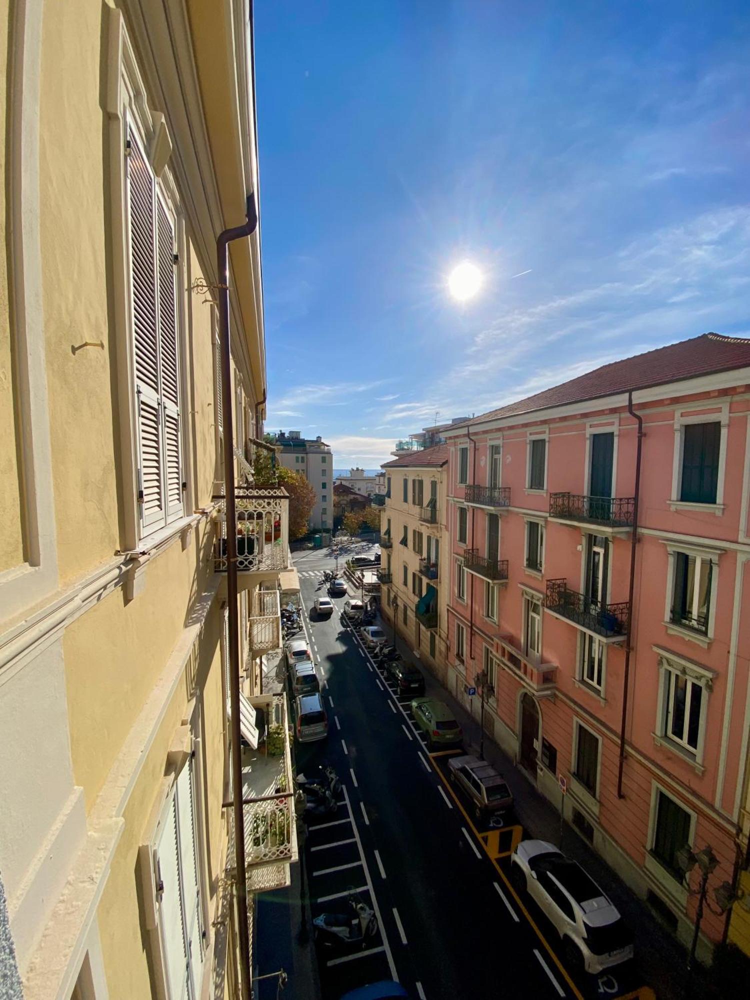 Appartamento Via XX Settembre Sanremo Esterno foto